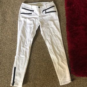 All white black zippered Michael Kors jeans 👖
